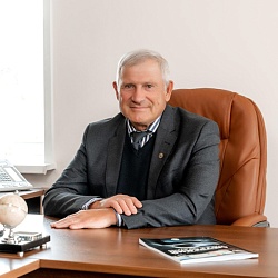 Поздравляем Колосова Виктора Павловича с присуждением Золотой медали ДВО РАН имени А.П. Капицы!