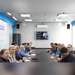 Председатель инновационного сектора СМУ ДНЦ ФПД принял участие во встрече с представителями ВУЗов и научно-исследовательских организаций