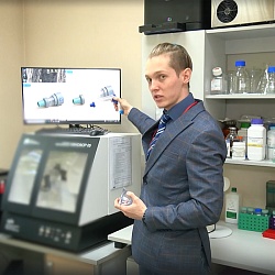 Молодые учёные ДНЦ ФПД представили инновационную разработку в сюжете Амурского областного телевидения